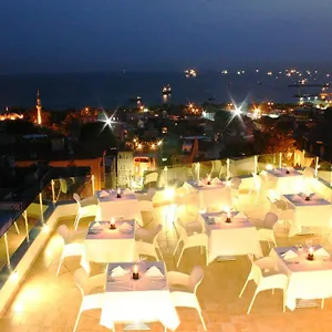 Otel Daphne, İstanbul